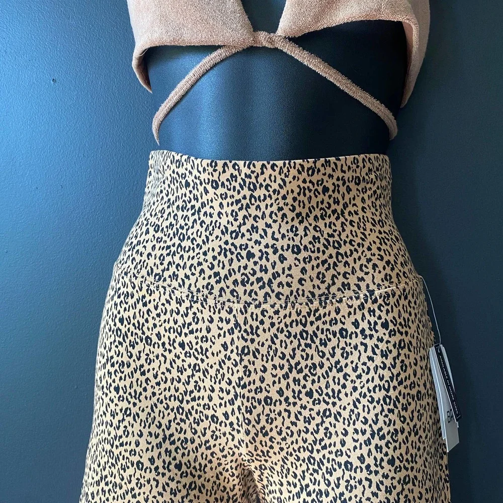 BP Nordstrom High Waist Bike Shorts In Tan Sketched Animal NEW XS